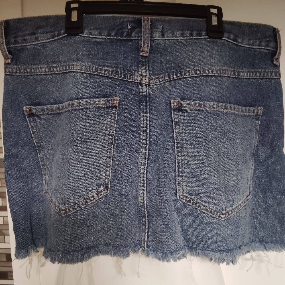 Forever 21 Raw Hem Button Up Mini Skirt Sz-30 - Picture 2 of 4